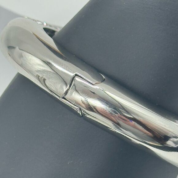 High End Department Store Designer Kissable Hinged Cuff Bracelet with Pave CZ - Picture 7 of 13